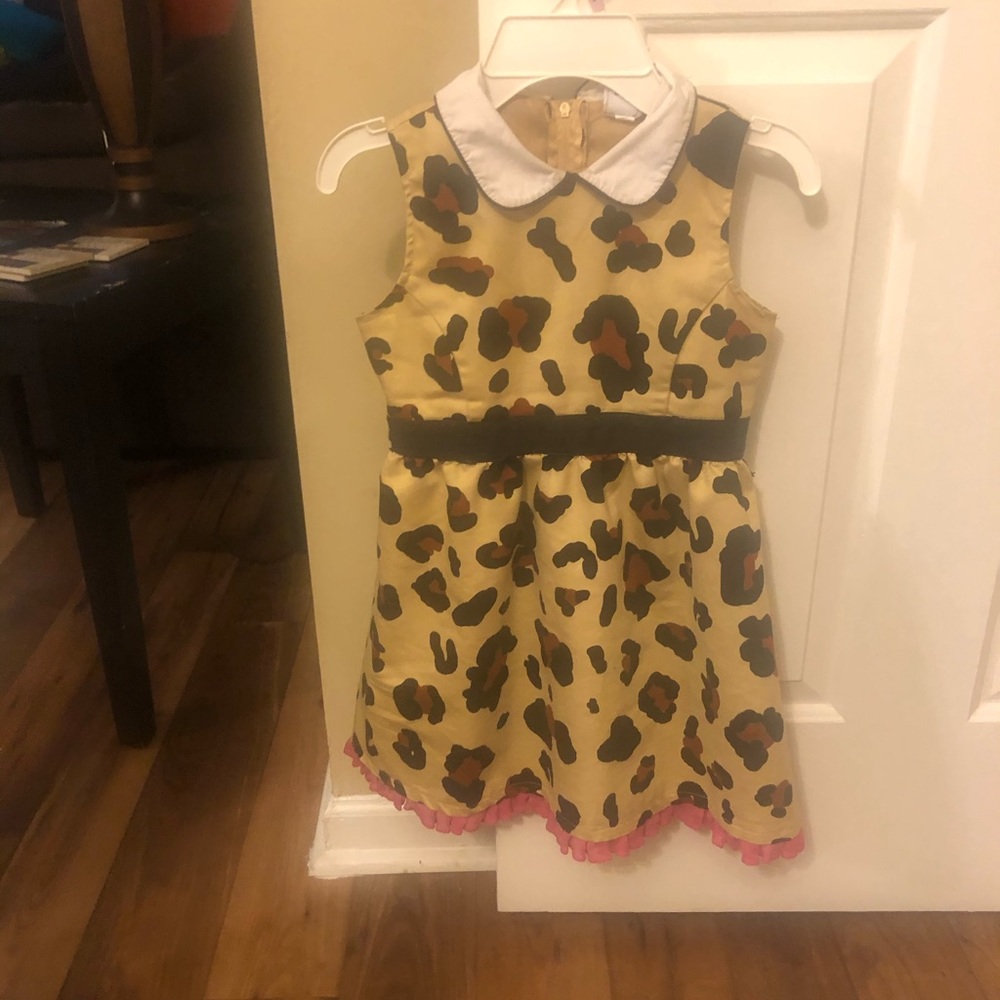 Girls dress